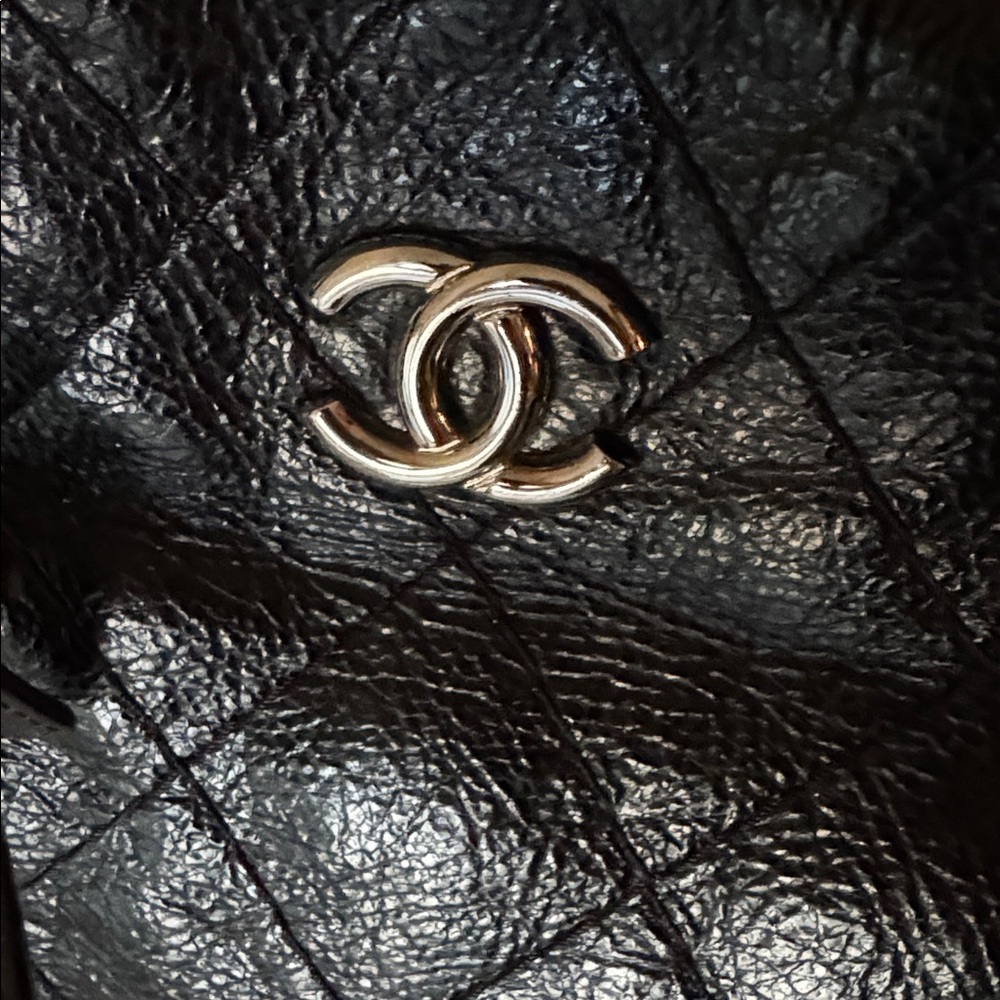 Chanel tote, black. - Picture 11 of 14